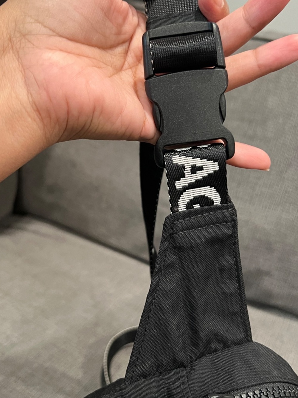 BAGGU Nylon Fanny Pack - Picture 7 of 12